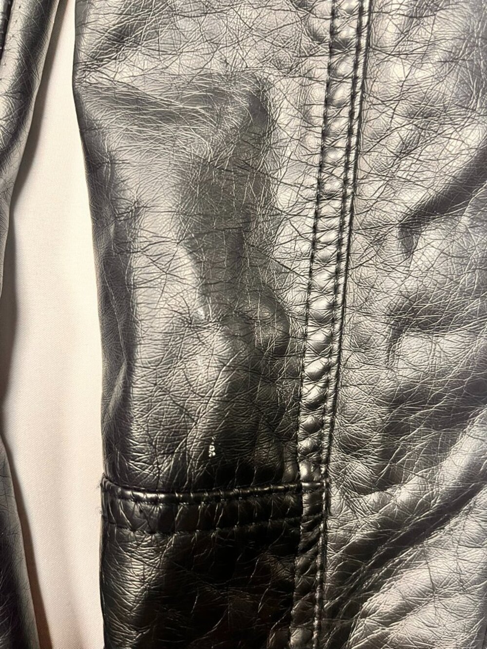 Maralyn & Me Black Faux Leather Hooded Moto Jacket M Quilted Biker Coat Y2K - Picture 9 of 10